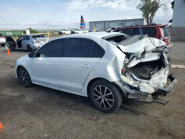 3VWD67AJ0GM233896 2016 VOLKSWAGEN JETTA - Image 2