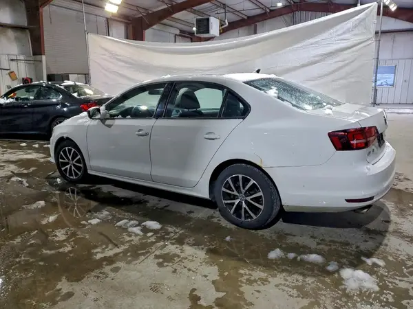 3VWD67AJ0GM238807 2016 VOLKSWAGEN JETTA - Image 2