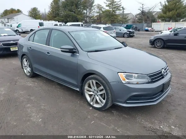 3VWD67AJ0GM255333 2016 VOLKSWAGEN JETTA - Image 1