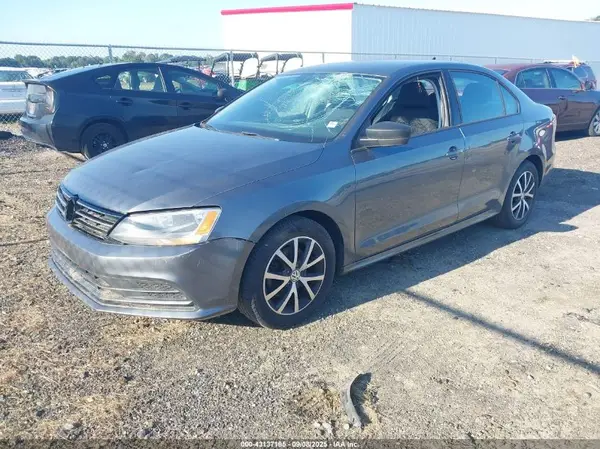 3VWD67AJ0GM261763 2016 VOLKSWAGEN JETTA - Image 2