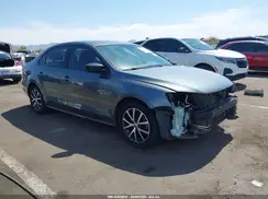 3VWD67AJ0GM267482 2016 VOLKSWAGEN JETTA