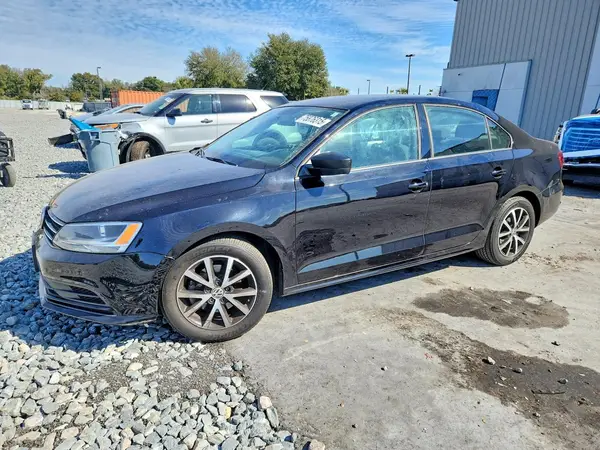 3VWD67AJ0GM271113 2016 VOLKSWAGEN JETTA - Image 1
