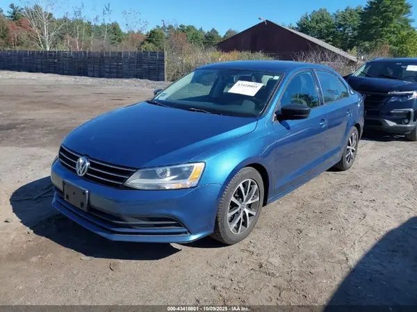 3VWD67AJ0GM279731 2016 VOLKSWAGEN JETTA - Image 2