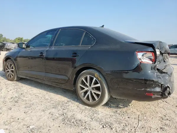 3VWD67AJ0GM312663 2016 VOLKSWAGEN JETTA - Image 2