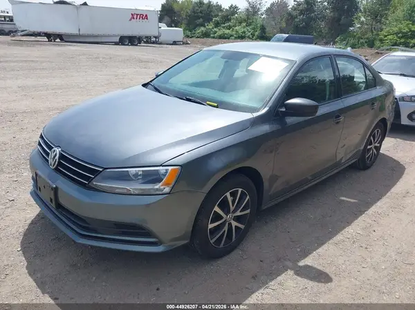 3VWD67AJ0GM315661 2016 VOLKSWAGEN JETTA - Image 2