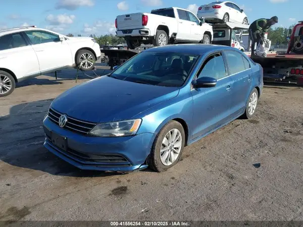 3VWD67AJ0GM328412 2016 VOLKSWAGEN JETTA - Image 2