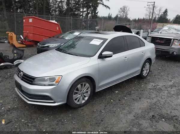 3VWD67AJ0GM328992 2016 VOLKSWAGEN JETTA - Image 2