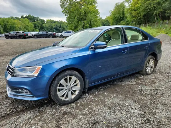 3VWD67AJ0GM332069 2016 VOLKSWAGEN JETTA - Image 1