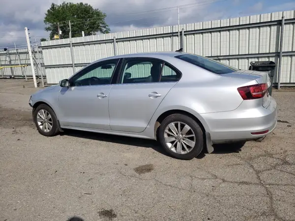 3VWD67AJ0GM336977 2016 VOLKSWAGEN JETTA - Image 2