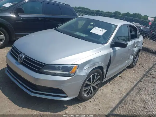 3VWD67AJ0GM343153 2016 VOLKSWAGEN JETTA - Image 2