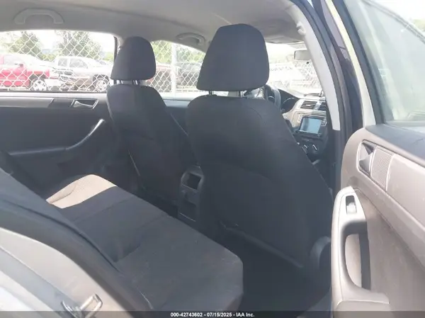 3VWD67AJ0GM343153 2016 VOLKSWAGEN JETTA - Image 8