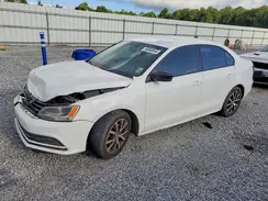 3VWD67AJ0GM379652 2016 VOLKSWAGEN JETTA