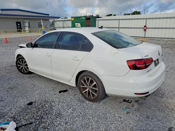 3VWD67AJ0GM379652 2016 VOLKSWAGEN JETTA - Image 2