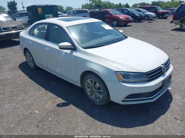 3VWD67AJ0GM397911 2016 VOLKSWAGEN JETTA - Image 1