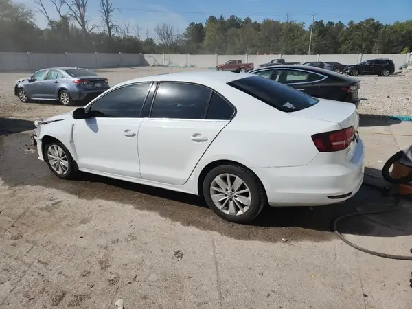3VWD67AJ0GM402203 2016 VOLKSWAGEN JETTA - Image 2