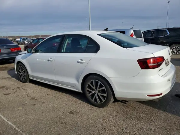 3VWD67AJ0GM409670 2016 VOLKSWAGEN JETTA - Image 2