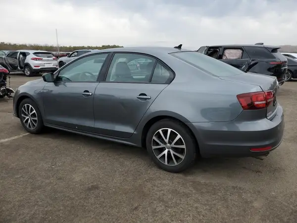 3VWD67AJ0GM416022 2016 VOLKSWAGEN JETTA - Image 2
