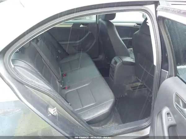 3VWD67AJ1GM209879 2016 VOLKSWAGEN JETTA - Image 8