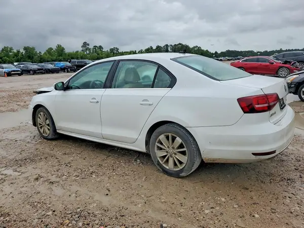3VWD67AJ1GM237536 2016 VOLKSWAGEN JETTA - Image 2