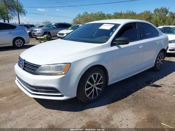 3VWD67AJ1GM253476 2016 VOLKSWAGEN JETTA - Image 2