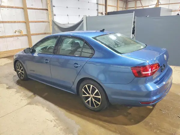 3VWD67AJ1GM255096 2016 VOLKSWAGEN JETTA - Image 2