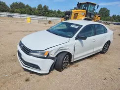 3VWD67AJ1GM256135 2016 VOLKSWAGEN JETTA