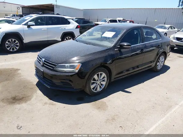 3VWD67AJ1GM259388 2016 VOLKSWAGEN JETTA - Image 2