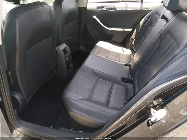 3VWD67AJ1GM259388 2016 VOLKSWAGEN JETTA - Image 8