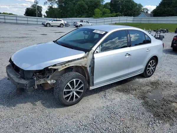 3VWD67AJ1GM261061 2016 VOLKSWAGEN JETTA - Image 1