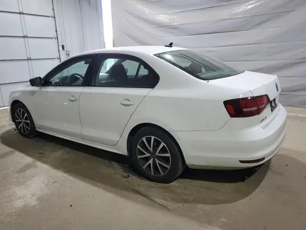 3VWD67AJ1GM269063 2016 VOLKSWAGEN JETTA - Image 2