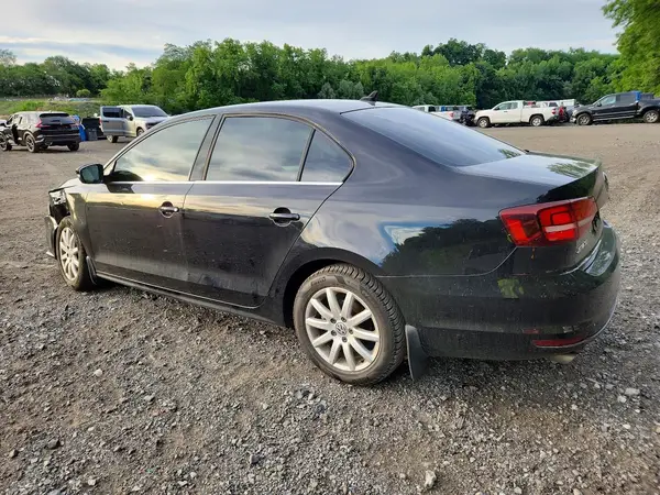 3VWD67AJ1GM311084 2016 VOLKSWAGEN JETTA - Image 2