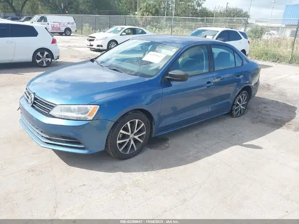 3VWD67AJ1GM331111 2016 VOLKSWAGEN JETTA - Image 2
