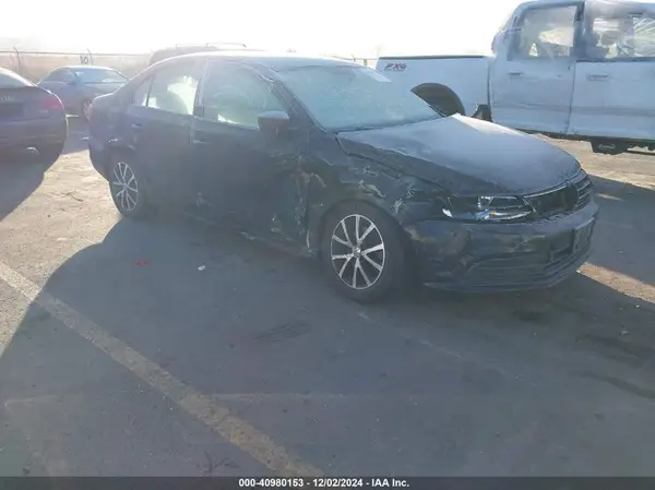 3VWD67AJ1GM343498 2016 VOLKSWAGEN JETTA - Image 1