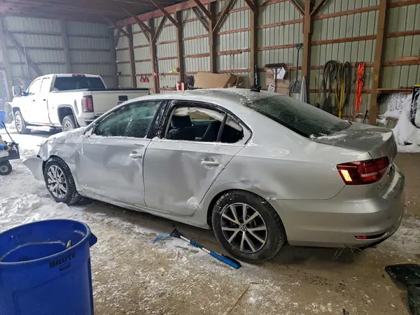 3VWD67AJ1GM347423 2016 VOLKSWAGEN JETTA - Image 2
