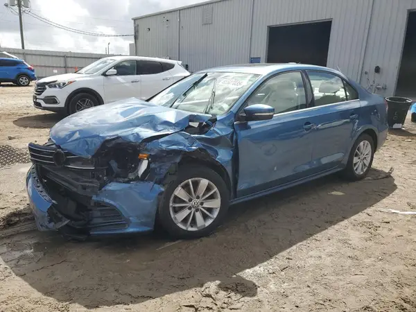 3VWD67AJ1GM352928 2016 VOLKSWAGEN JETTA - Image 1