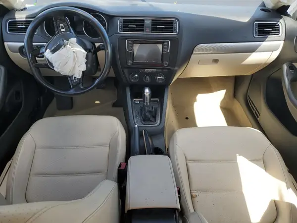 3VWD67AJ1GM352928 2016 VOLKSWAGEN JETTA - Image 8