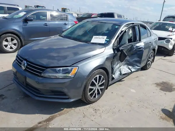 3VWD67AJ1GM371740 2016 VOLKSWAGEN JETTA - Image 2