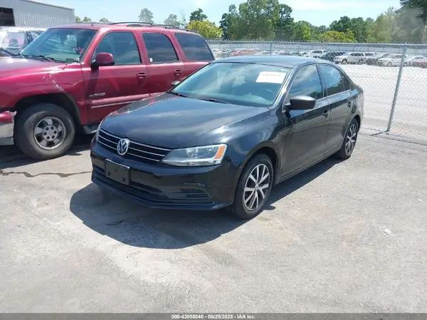 3VWD67AJ1GM390479 2016 VOLKSWAGEN JETTA - Image 2