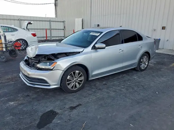 3VWD67AJ2GM211950 2016 VOLKSWAGEN JETTA - Image 1