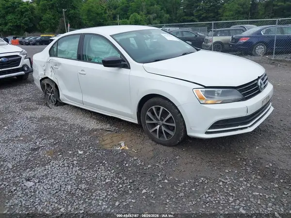 3VWD67AJ2GM238243 2016 VOLKSWAGEN JETTA - Image 1