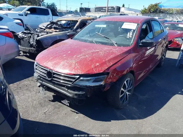 3VWD67AJ2GM245483 2016 VOLKSWAGEN JETTA - Image 2