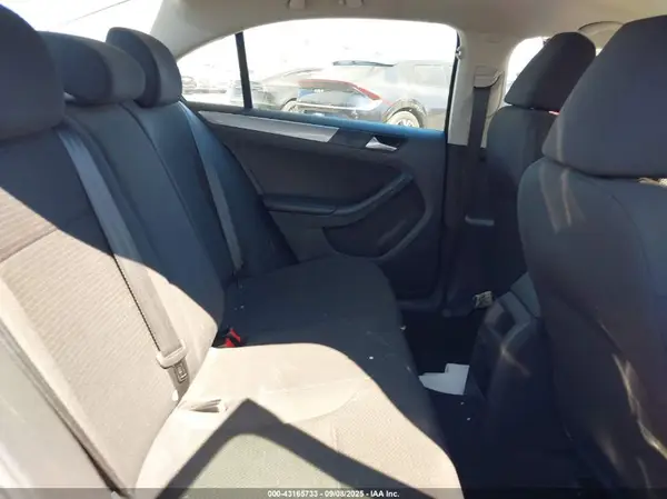 3VWD67AJ2GM245483 2016 VOLKSWAGEN JETTA - Image 8