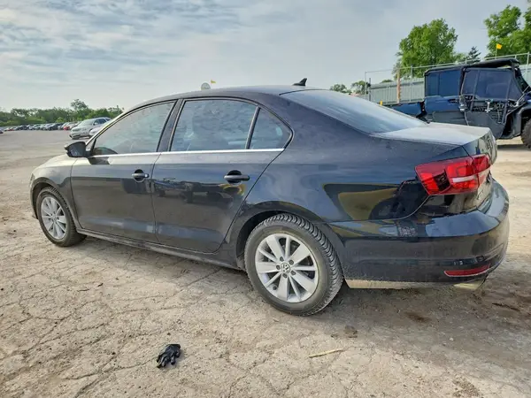 3VWD67AJ2GM311823 2016 VOLKSWAGEN JETTA - Image 2