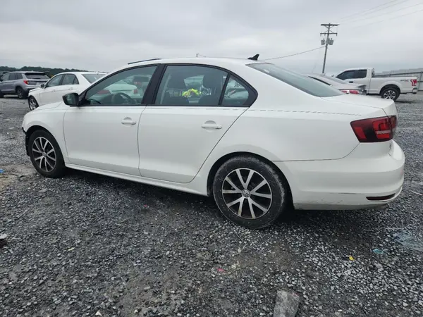 3VWD67AJ2GM374369 2016 VOLKSWAGEN JETTA - Image 2
