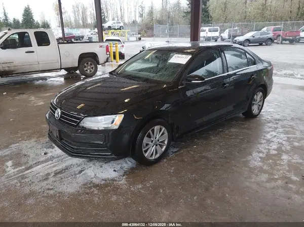 3VWD67AJ2GM396906 2016 VOLKSWAGEN JETTA - Image 2