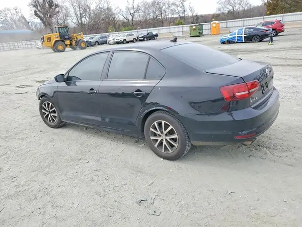 3VWD67AJ3GM210600 2016 VOLKSWAGEN JETTA - Image 2