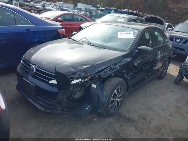 3VWD67AJ3GM236646 2016 VOLKSWAGEN JETTA - Image 2