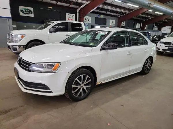 3VWD67AJ3GM240096 2016 VOLKSWAGEN JETTA - Image 1