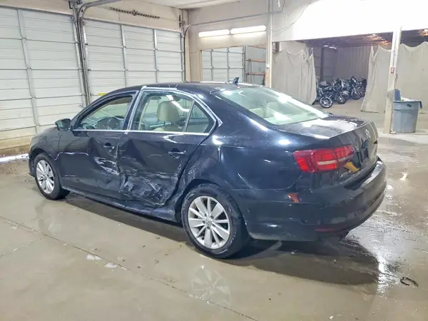 3VWD67AJ3GM240759 2016 VOLKSWAGEN JETTA - Image 2