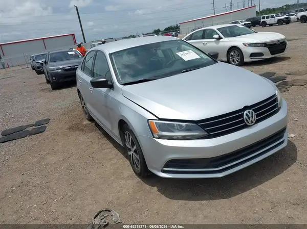 3VWD67AJ3GM242074 2016 VOLKSWAGEN JETTA - Image 1
